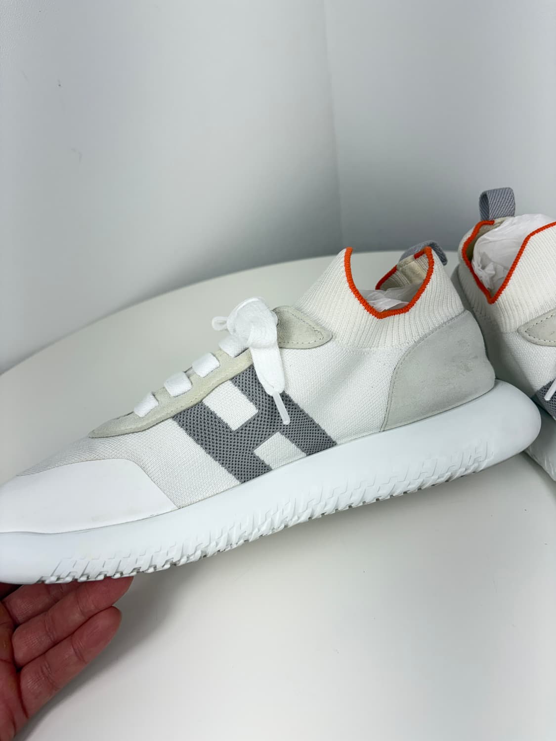 에르메스 크루 스니커즈 상품이미지3