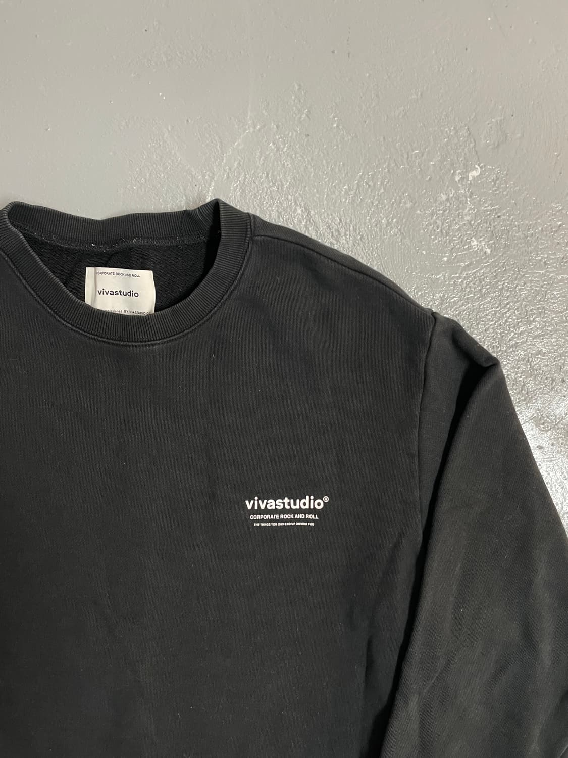 비바스튜디오 맨투맨  상품이미지2