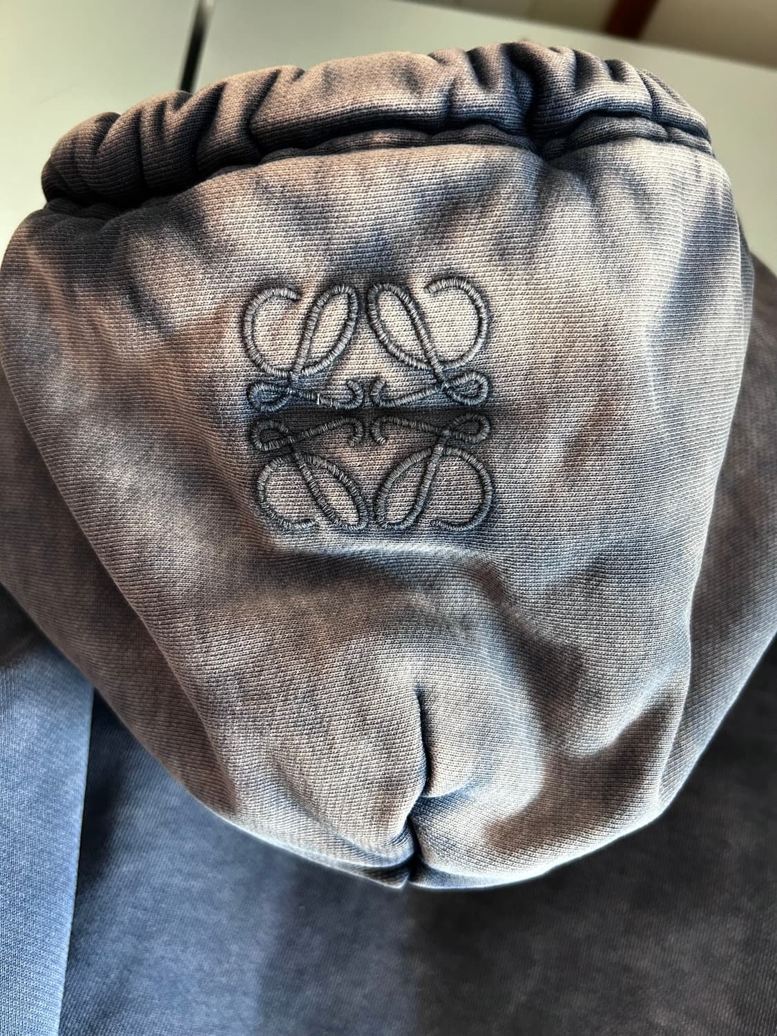 로에베 후드티 패딩 상품이미지7