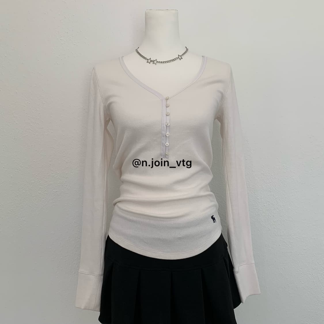 아베크롬비 헨리넥 크림 아이보리 롱슬리브 상품이미지1