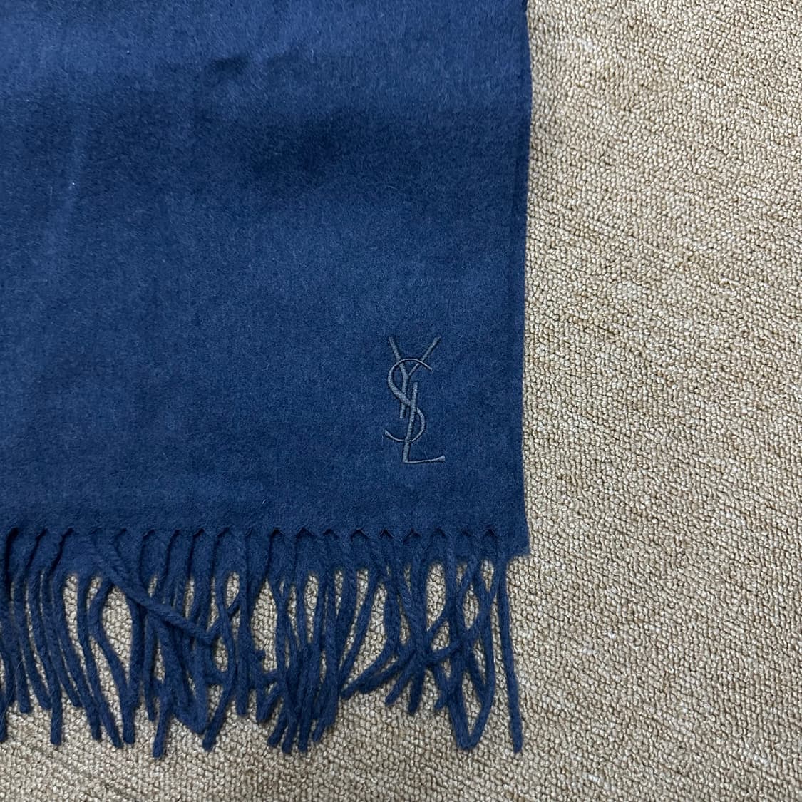 YSL 입생로랑 네이비 머플러 목도리 상품이미지3