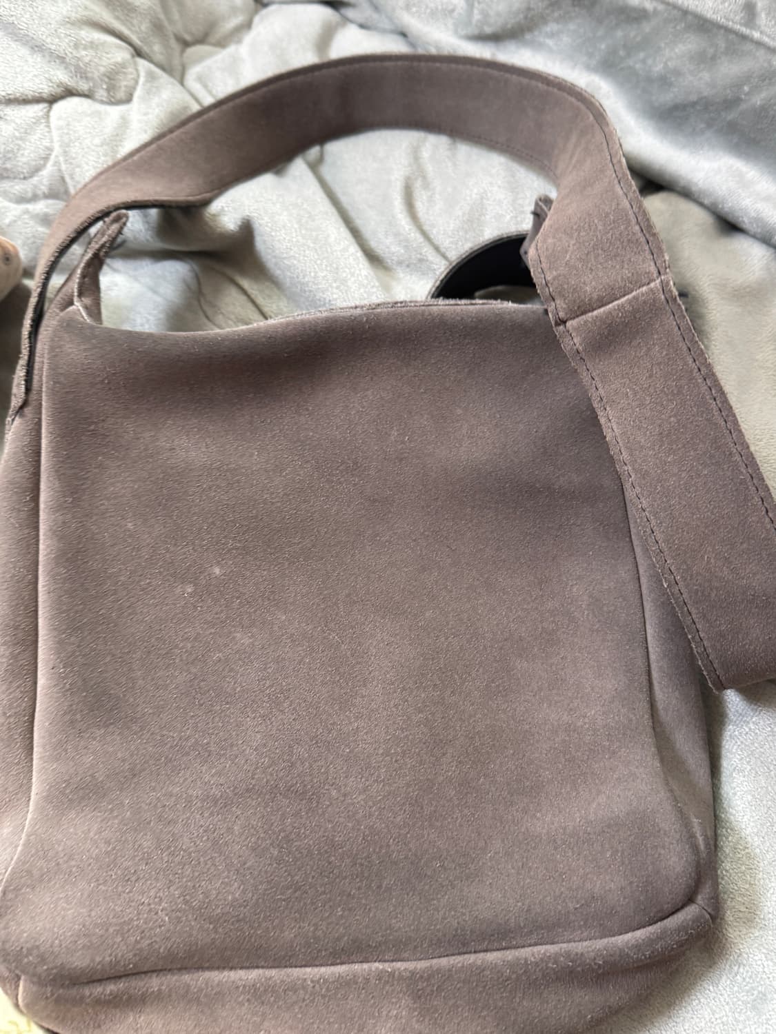 미네통카 프린지 크로스백 상품이미지3