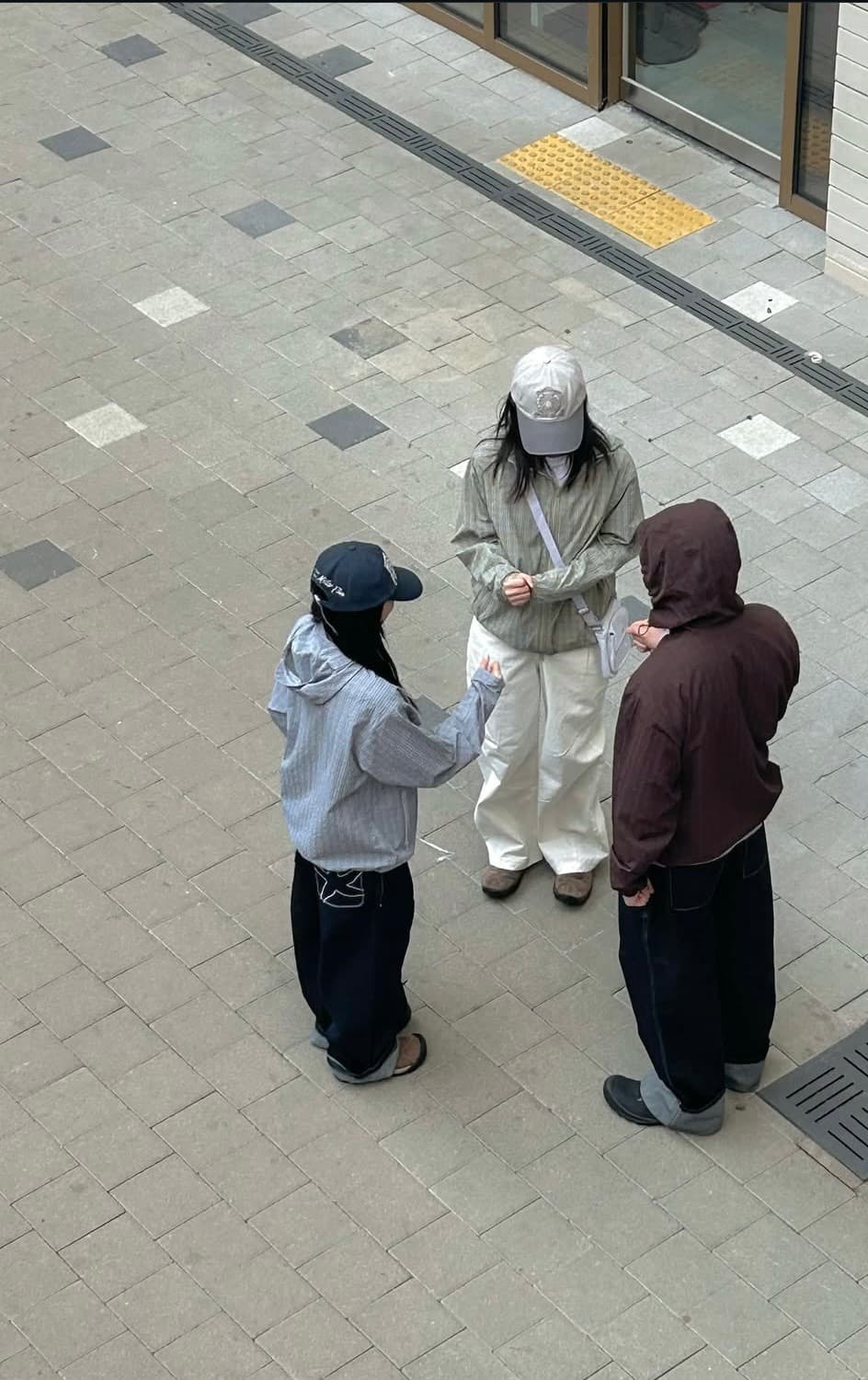 더콜디스트모먼트 데님 청바지 상품이미지4