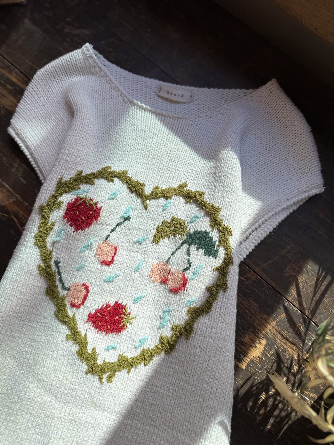 Strawberry Embroidered Knit Vest 0080 상품이미지4
