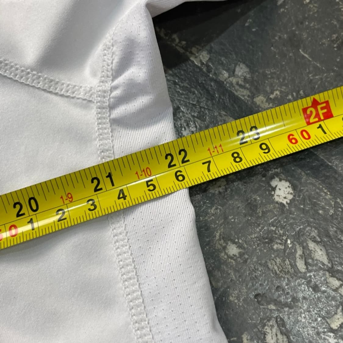 105 나이키 드라이핏 기능성 반팔티 상품이미지5