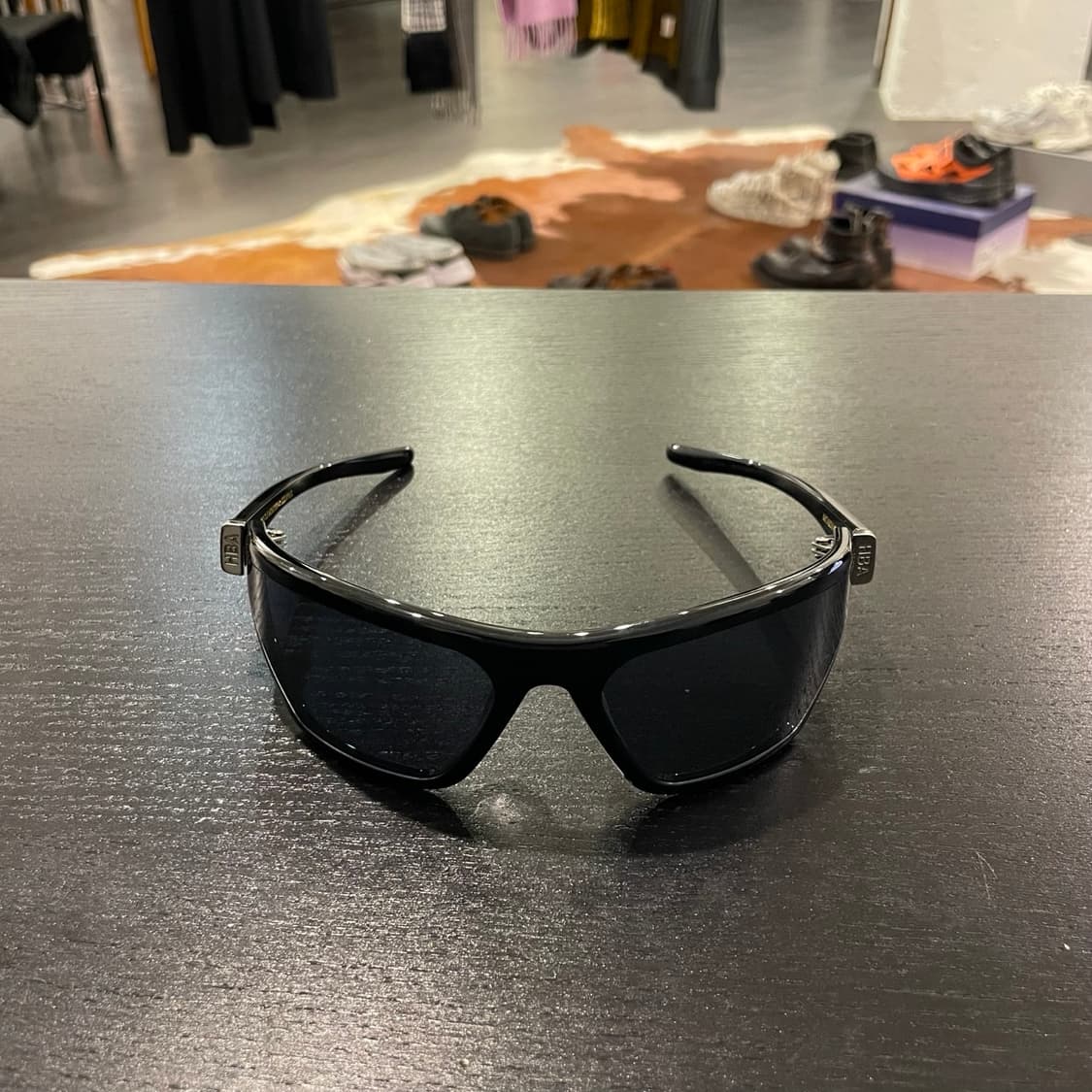 젠틀몬스터 x 후드바이에어 선글라스 상품이미지2