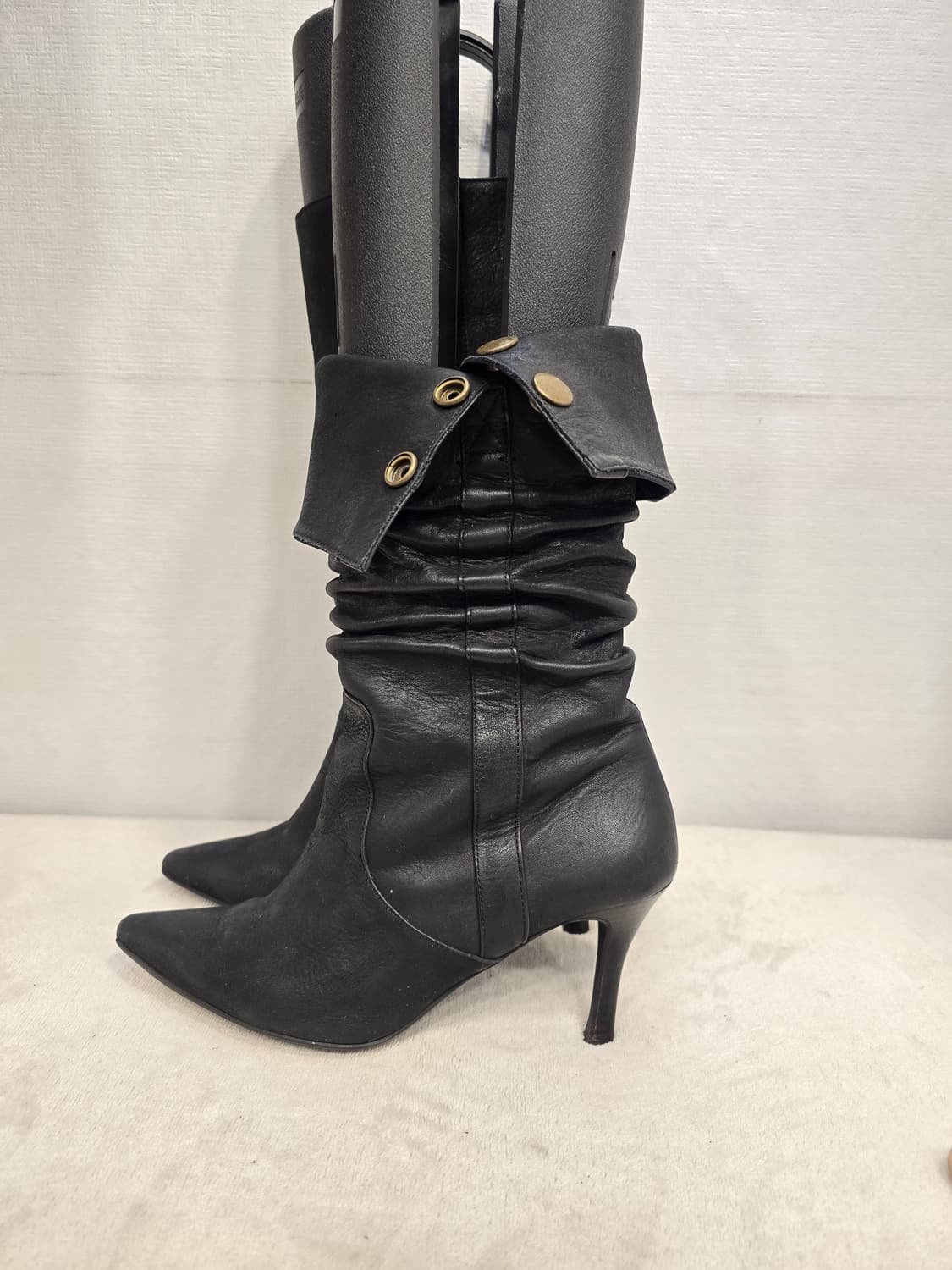 미소페 블랙 셔링 힐 부츠 230 상품이미지1