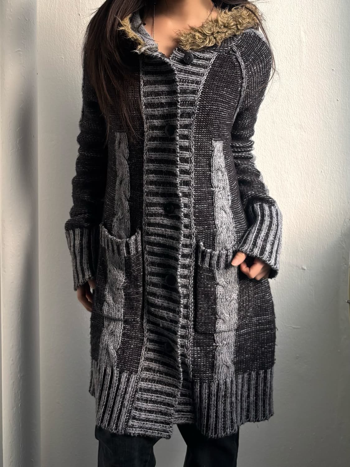 Vintage Grey Fur Hood Long Knit Cardigan 상품이미지6