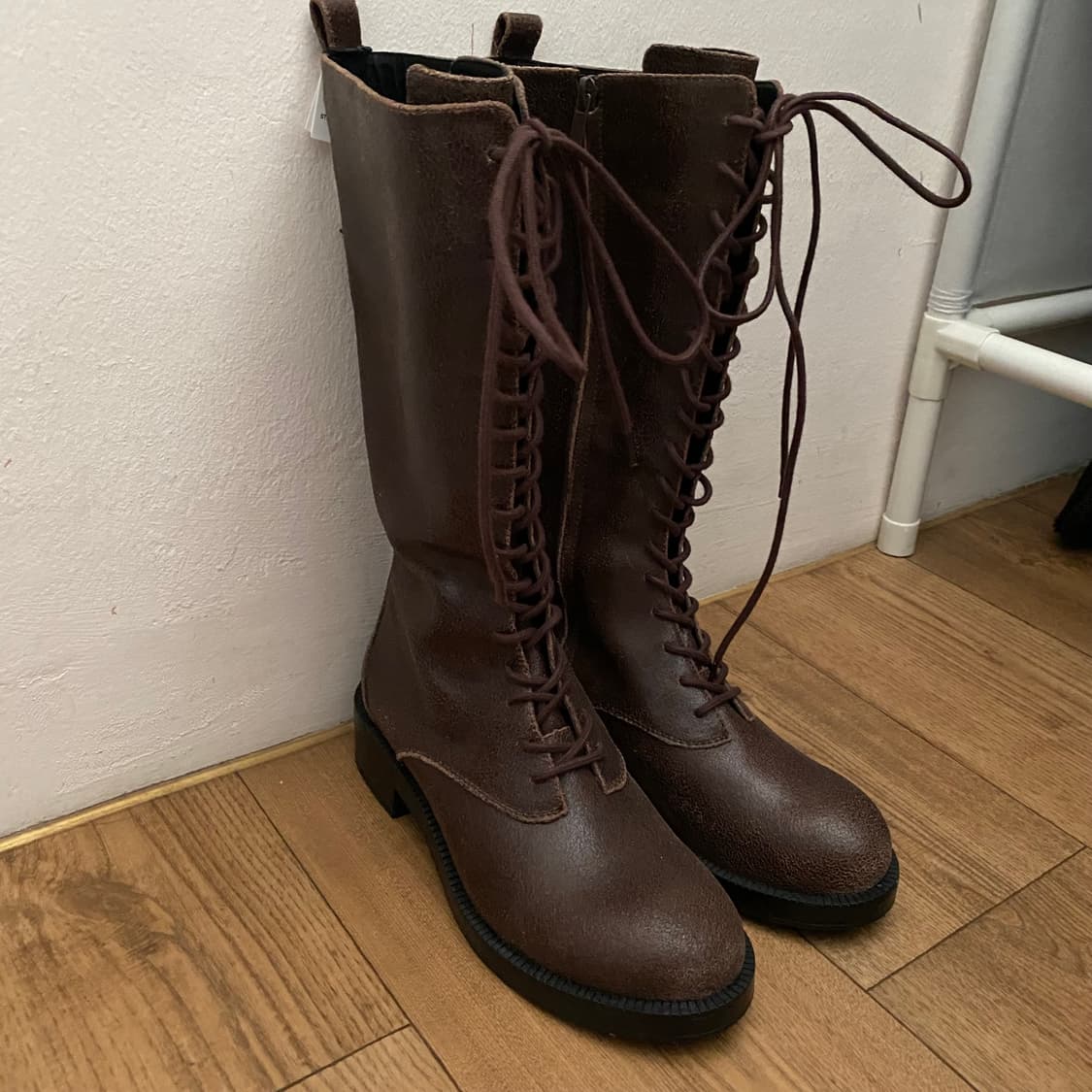 Zara 플랫 레더 롱부츠 상품이미지2