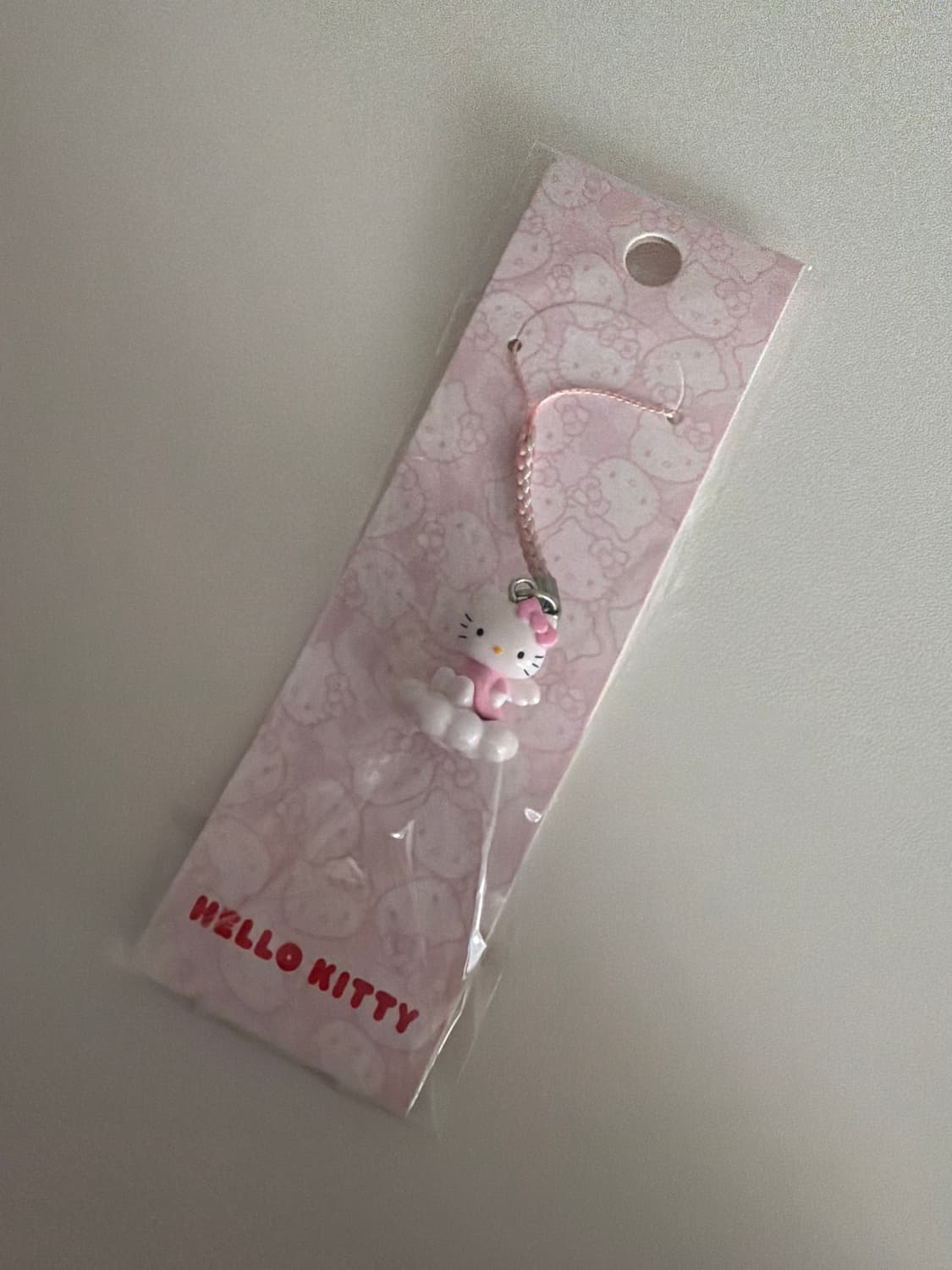 헬로키티 50주년 스트랩 키링/구름키티 상품이미지1