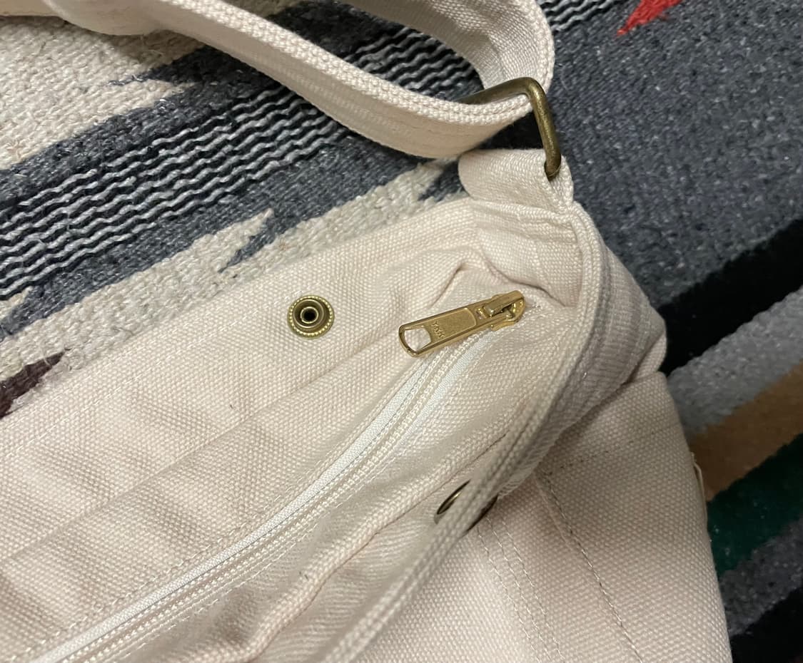 메탈리즈 뉴스보이 백 상품이미지6