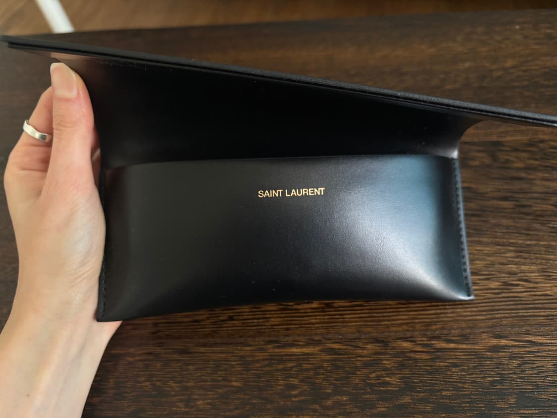 이브 생 로랑 아이웨어 잔 오벌 프레임 선글라스 상품이미지3