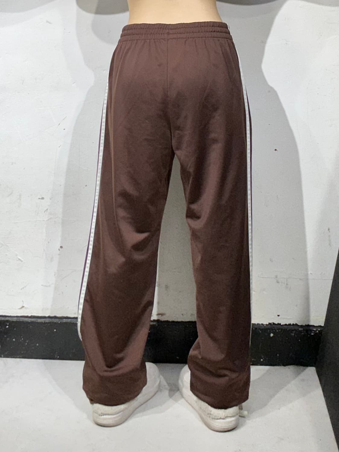 아디다스 초코 브라운 화이트 삼선 와이드 추리닝 바지 트레이닝 팬츠 L 상품이미지3