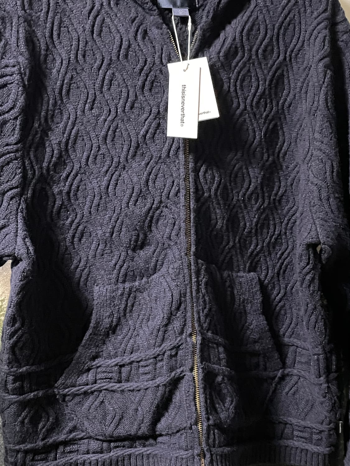 L 디스이즈네버댓 케이블 니트 후드집업 네이비 상품이미지3