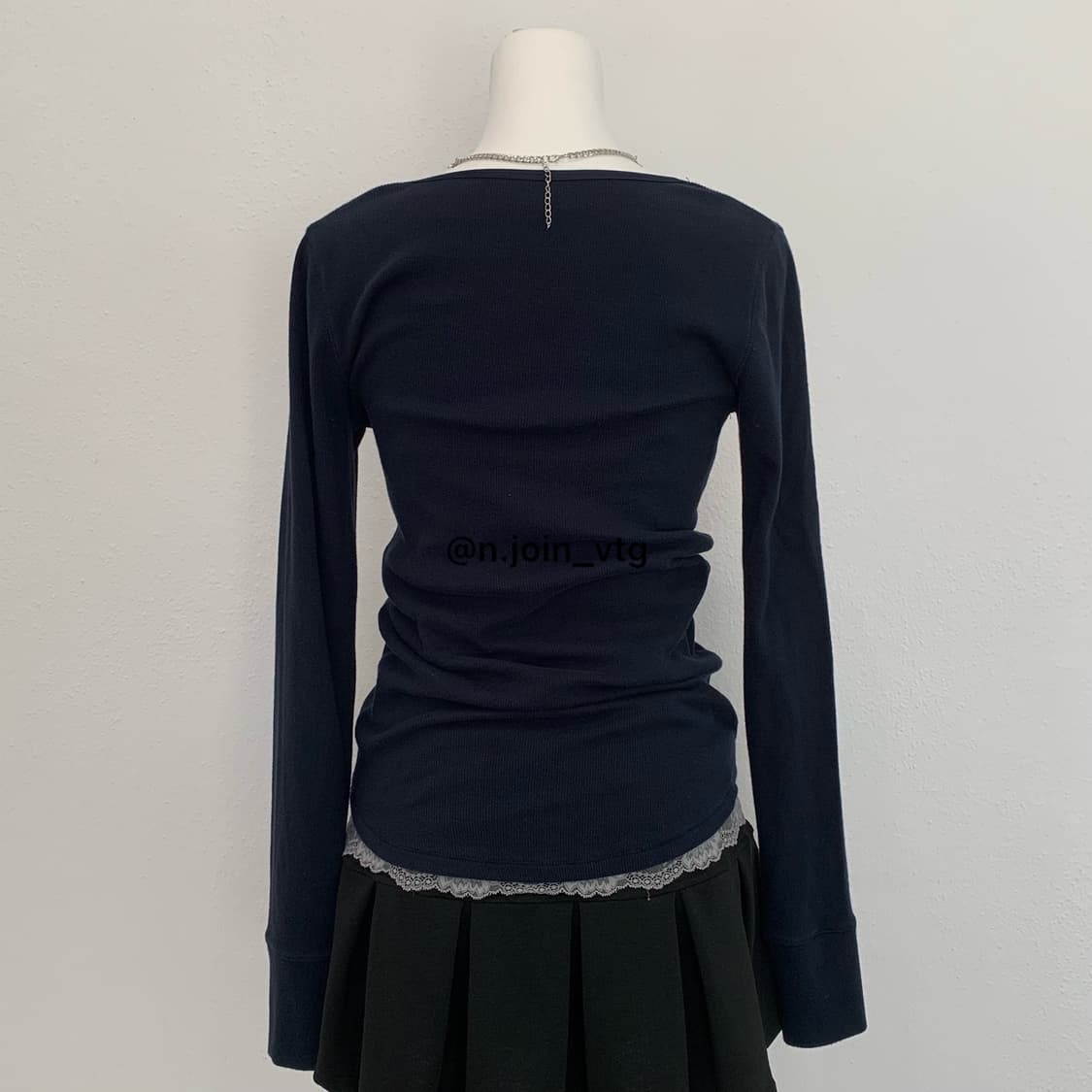 아베크롬비 헨리넥 네이비 롱슬리브 상품이미지4