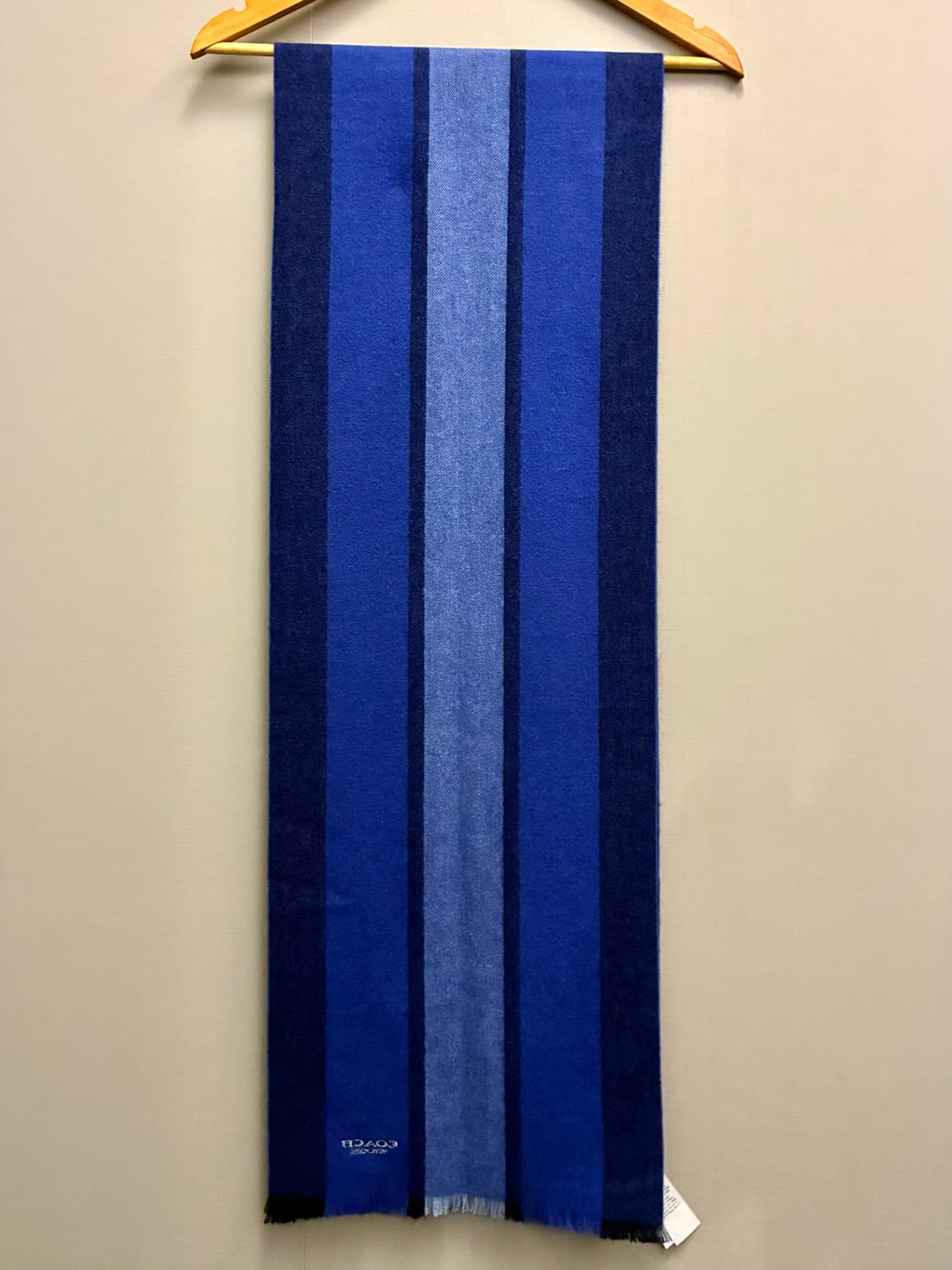 COACH 코치 뉴욕 캐시미어 울 스트라이프 스카프 머플러 블루 상품이미지4