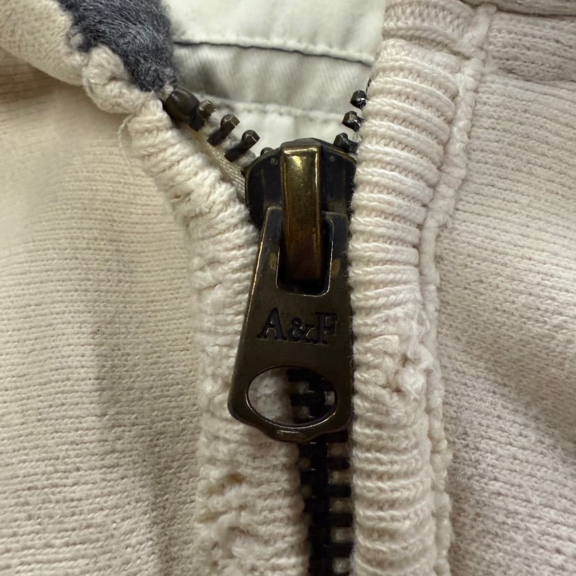 아베크롬비 화이트 후드집업 상품이미지5