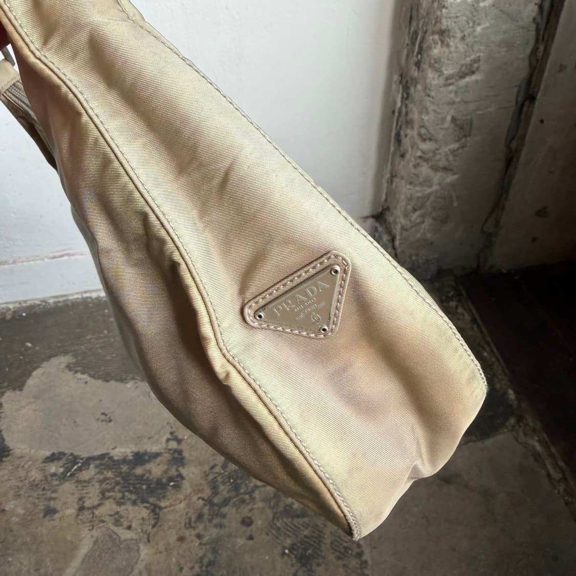 early 00s 프라다 포코노 플라스틱 핸들 숄더 백  상품이미지4