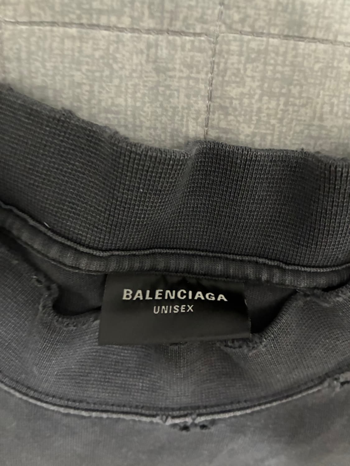 [L] 발렌시아가 테이프 로고 반팔 티셔츠 상품이미지3