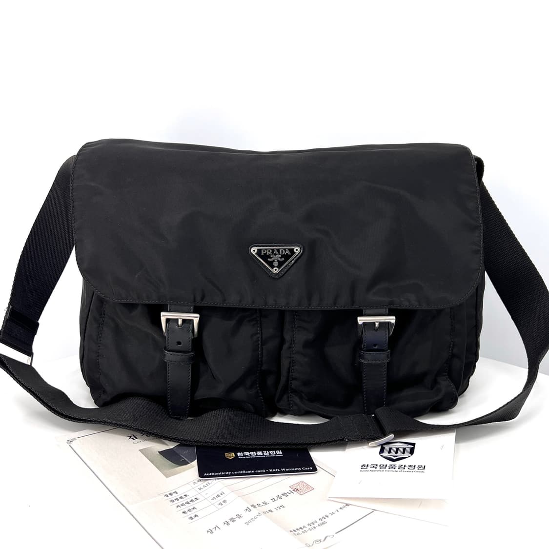 [감정완료] 프라다 나일론 삼각로고 메신저백 크로스백 블랙 상품이미지3