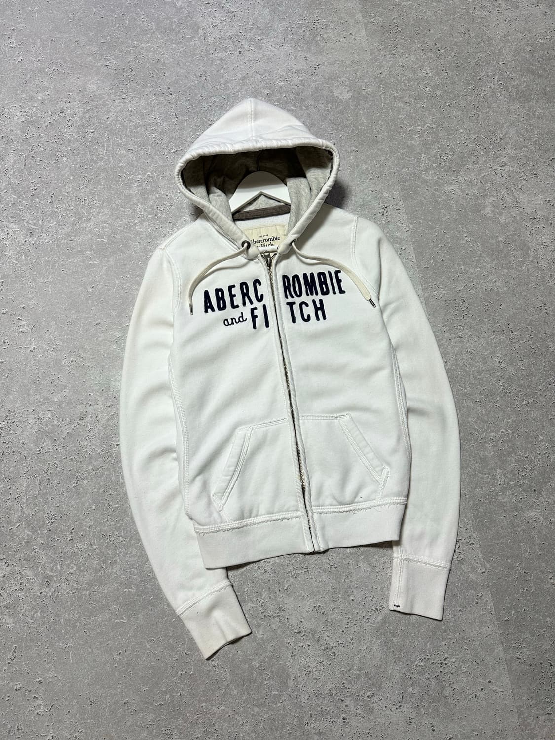 아베크롬비 빅로고 화이트 후드집업 상품이미지1