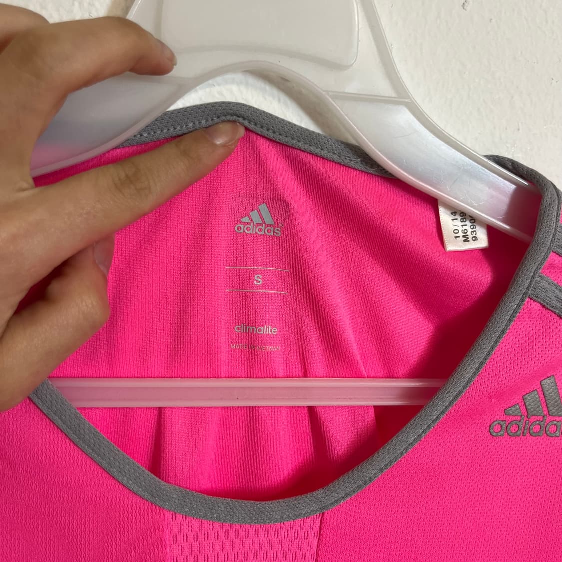 Adidas grey & pink short sleeve 상품이미지6