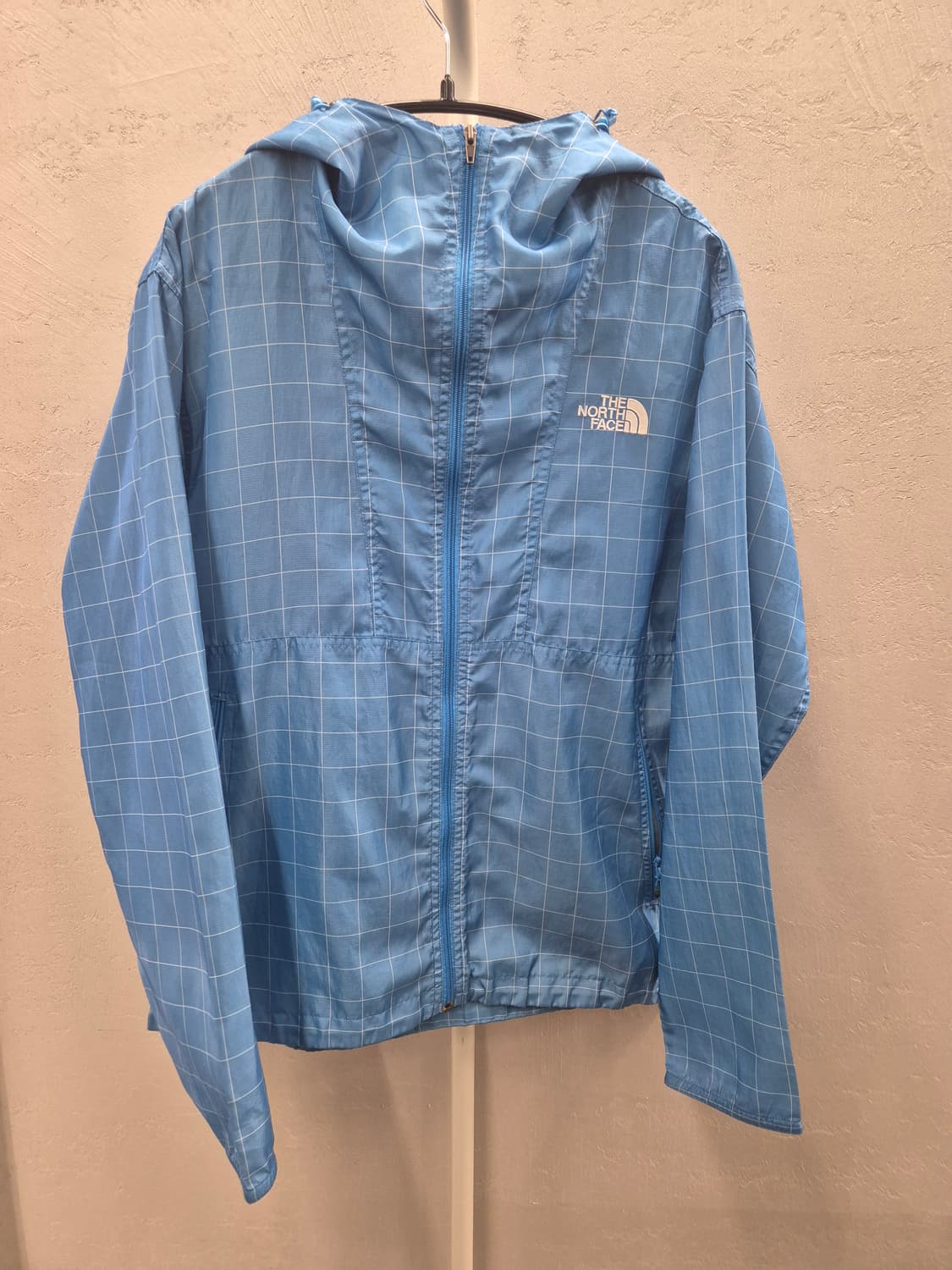 노스페이스 체크 바람막이 블루 L 상품이미지2