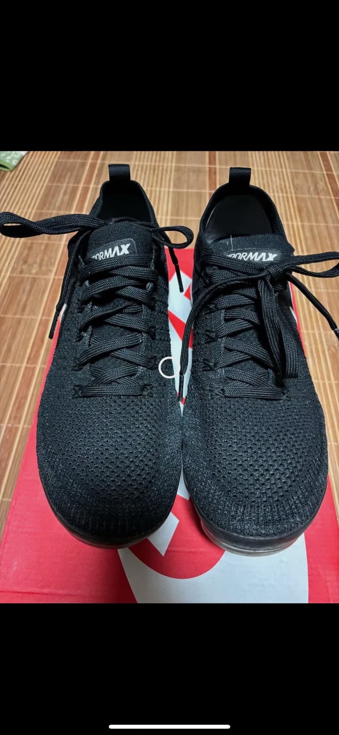 나이키 에어 베이퍼맥스 플라이니트 2 블랙 화이트 275팝니다. 상품이미지2