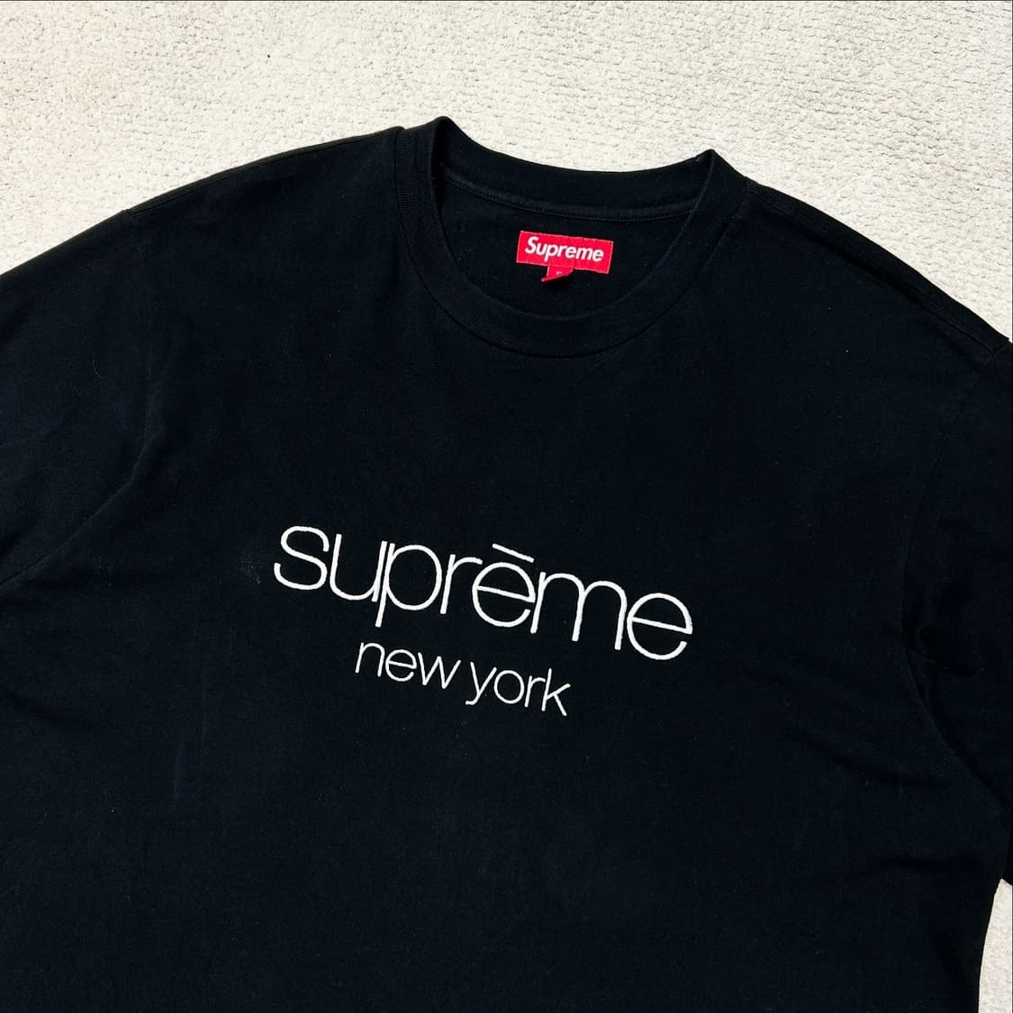 슈프림 23FW 클래식 로고 티셔츠  상품이미지1