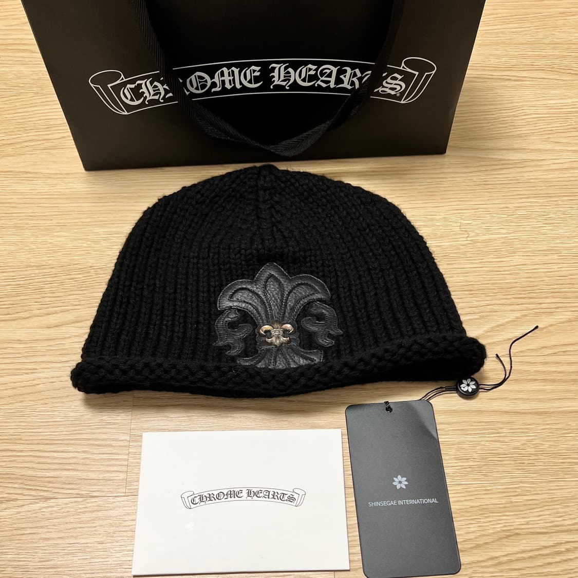 크롬하츠 플레어 패치 참 캐시미어 비니 [ OS ] 상품이미지1