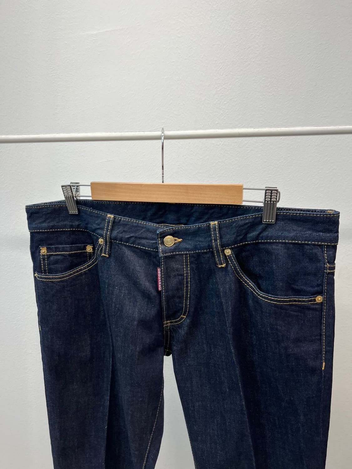 35) 디퀘 진청 메이플 슬림진 상품이미지2