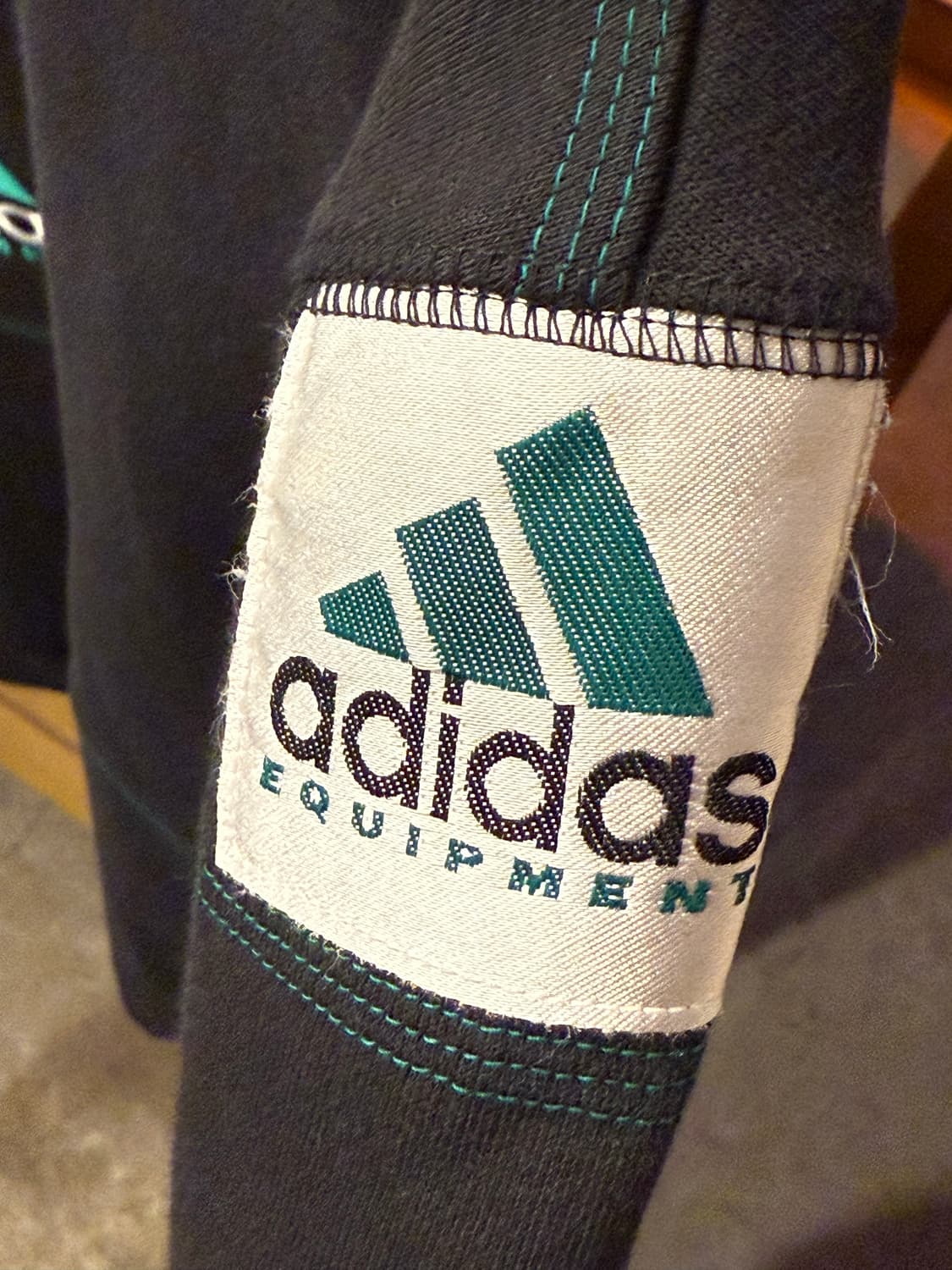 아디다스 이큅먼트 하프집업 맨투맨 상품이미지3