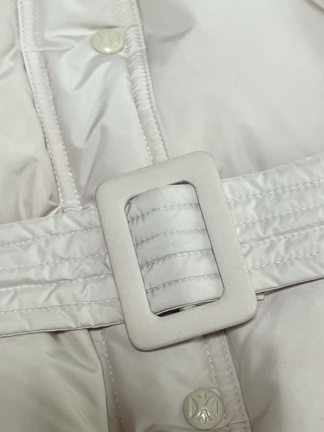 듀엘 폭스퍼 후드 구스다운 - 정가 35만원 상품이미지4