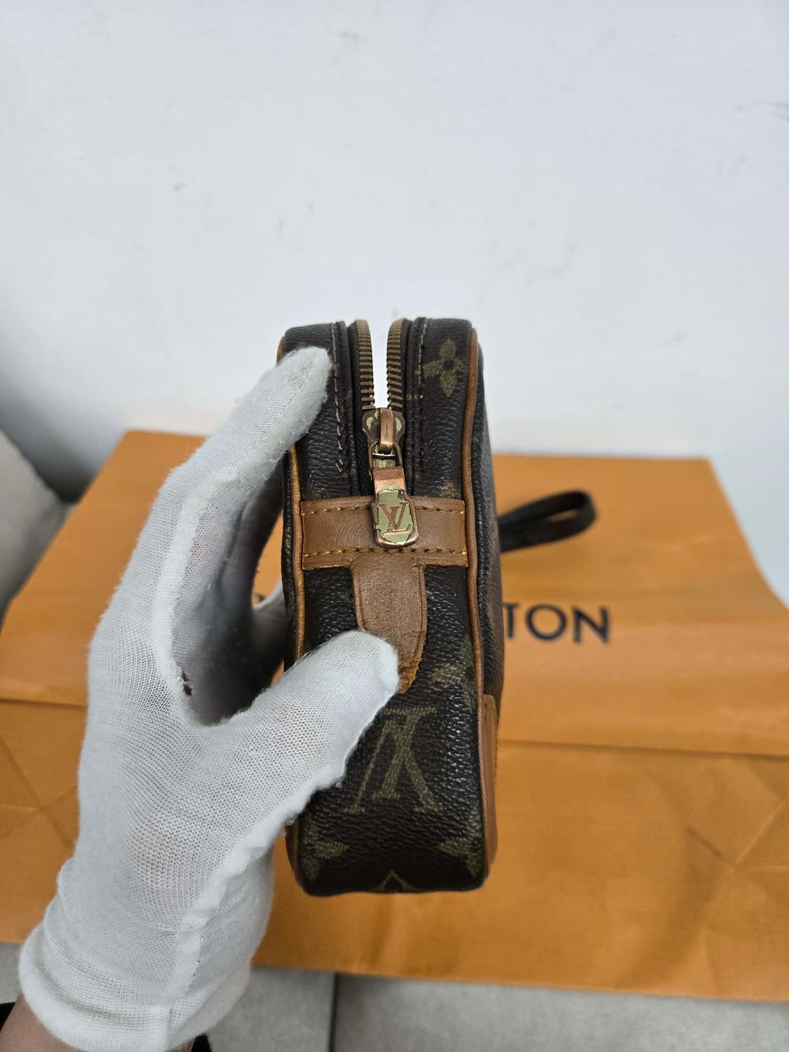 [보증서 정품] 루이비통 말리 드래곤 클러치백 상품이미지4