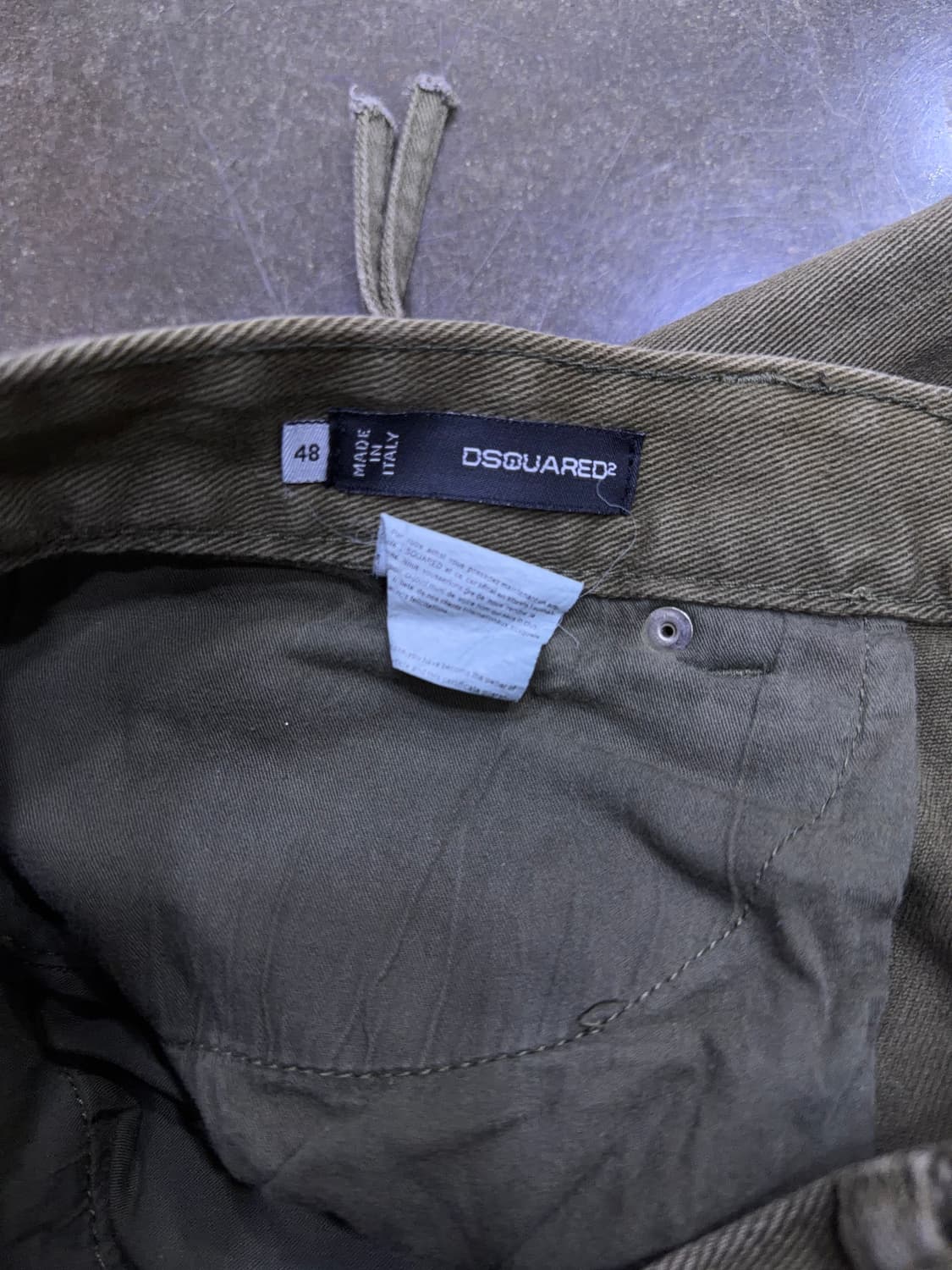 디스퀘어드2 지퍼 포켓 빈티지 워싱 스트레이트핏 카고팬츠 48 상품이미지8