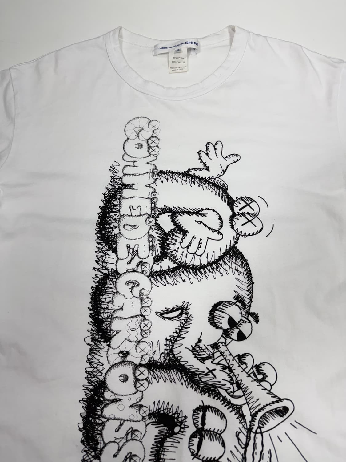 COMME des GARCONS SHIRT x KAWS 상품이미지2