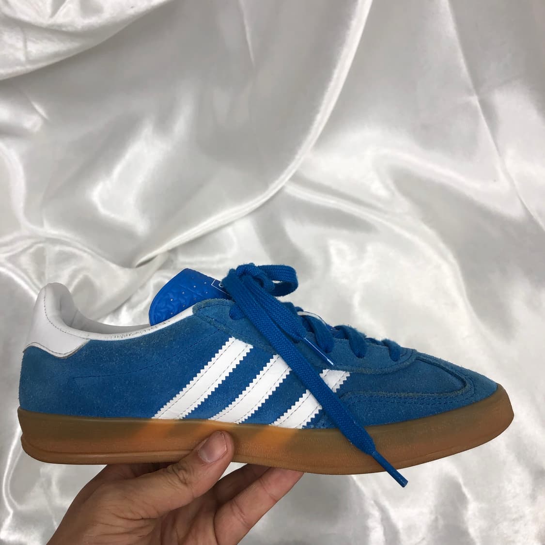 아디다스 가젤 스니커즈 사이즈240  상품이미지4