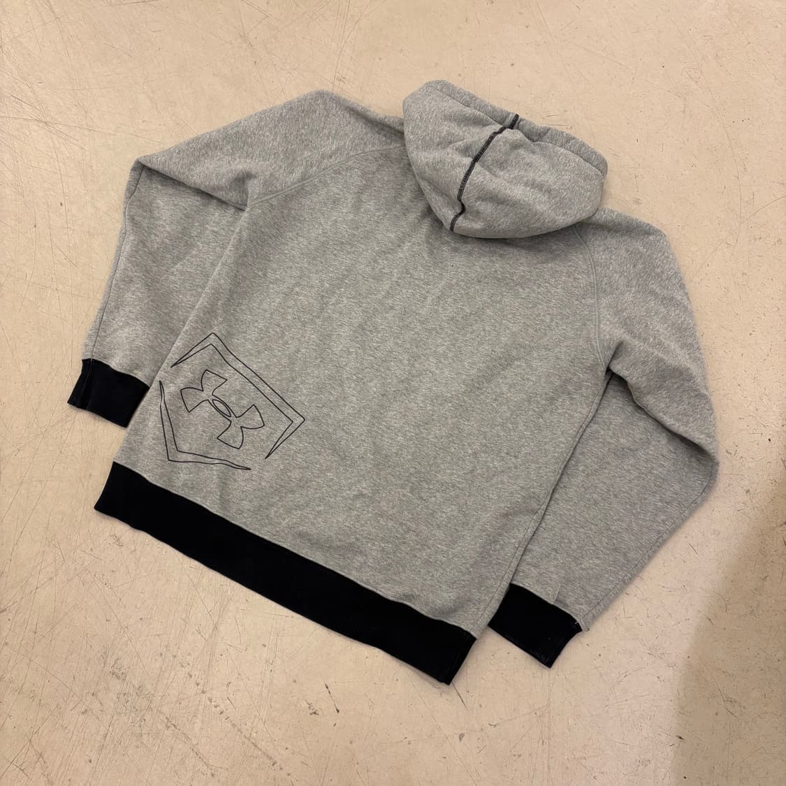 언더아머 빅로고 투톤 후드티 상품이미지3