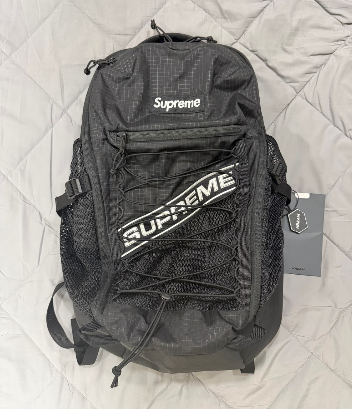 23FW 슈프림 백팩 블랙 상품이미지2