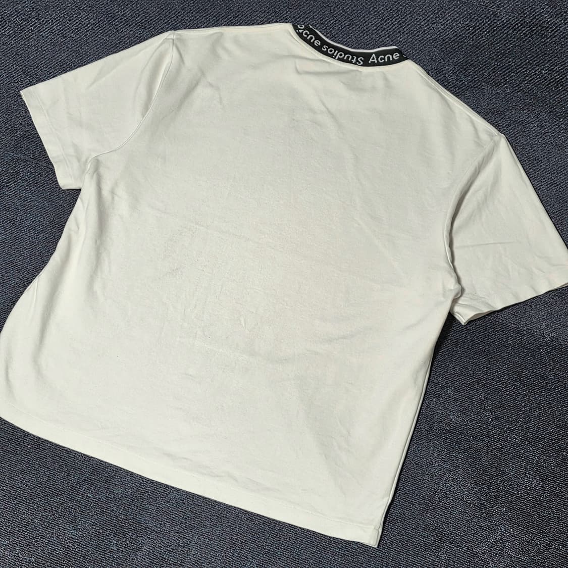 [M] Acne Studios 아크네 로고 리브 반팔티 상품이미지3