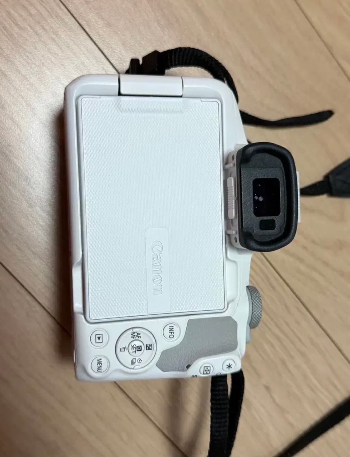 캐논 EOS R50 화이트 상품이미지2