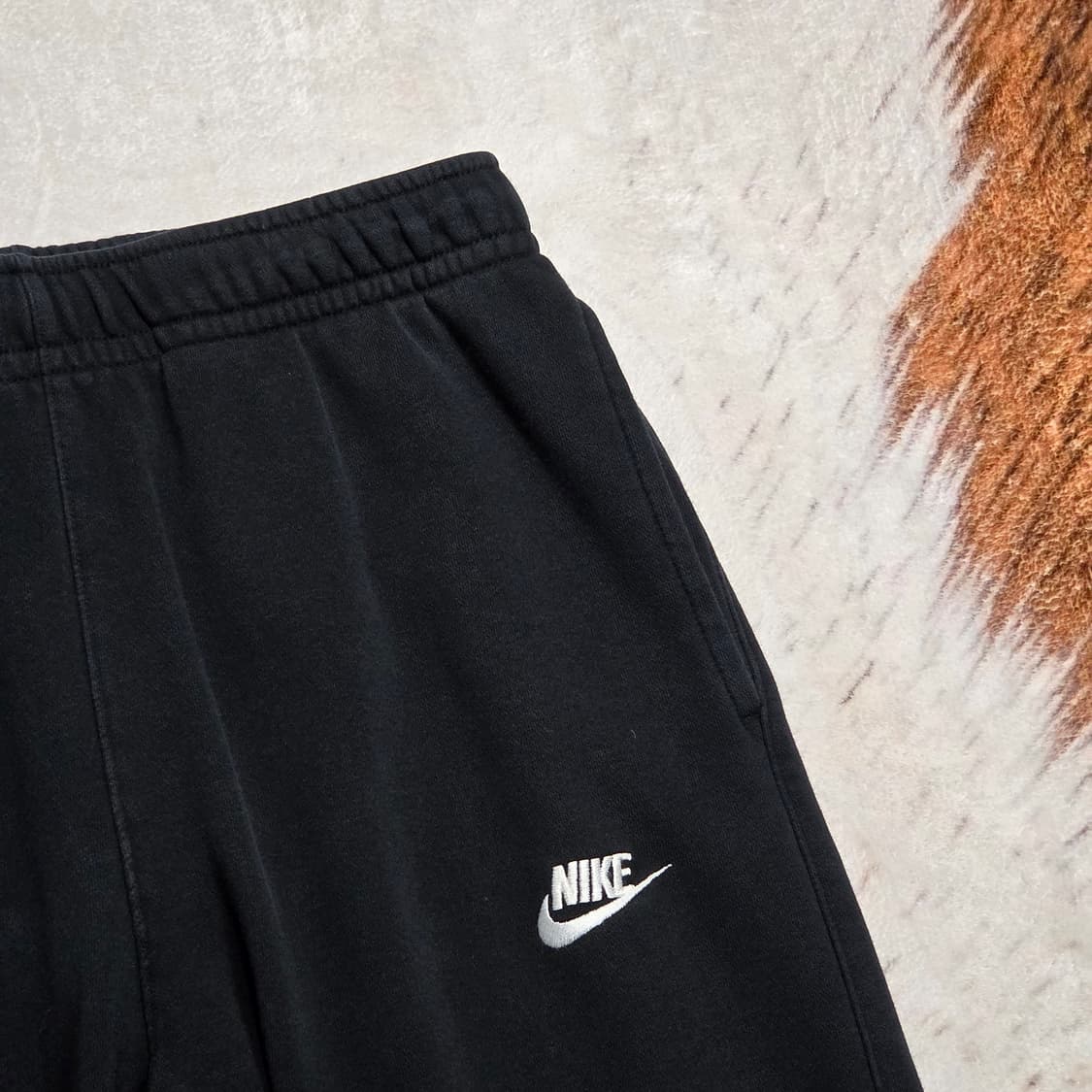 나이키 블랙 스웻팬츠 상품이미지2