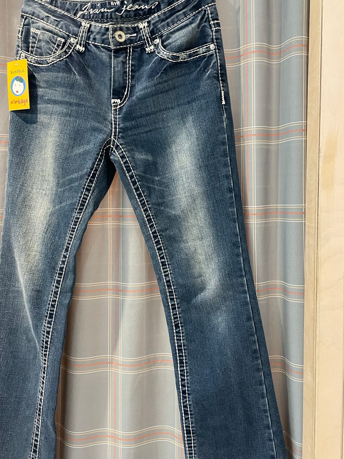 이랜드 y2k 스티치 부츠컷청바지 상품이미지3