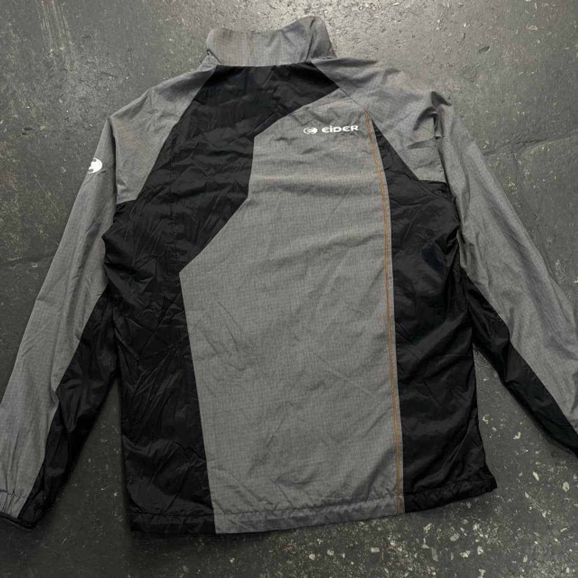 100 아이더 바람막이 상품이미지6