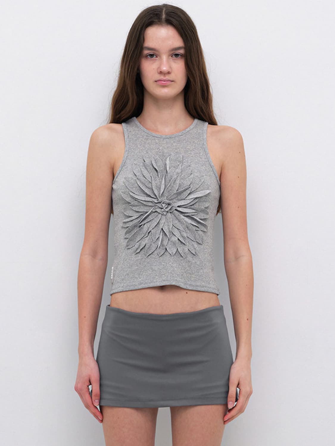 세릭 flower pointed sleeveless 상품이미지1