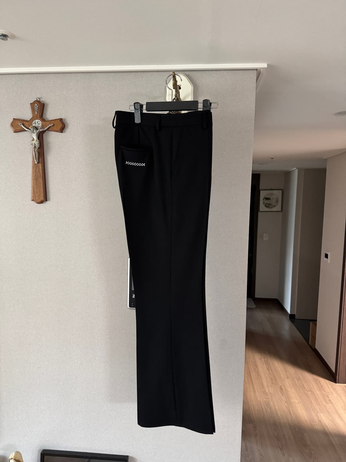 준느 P19 버진울 슬랙스 M사이즈 판매 상품이미지1