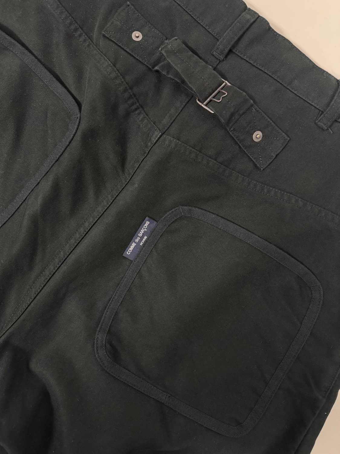 꼼데가르송 옴므 테이퍼드핏 원턱 워크팬츠 S 상품이미지3