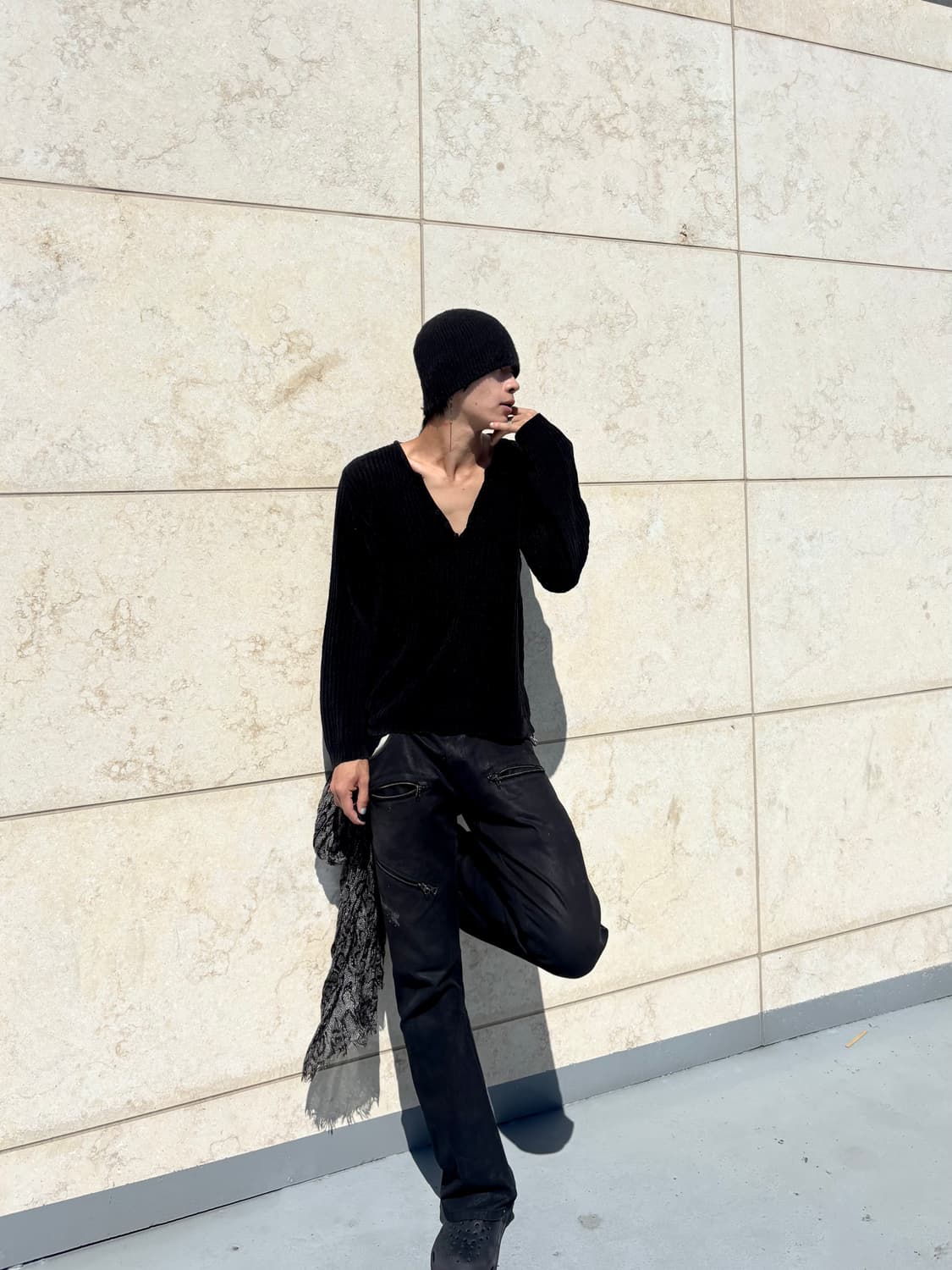 “Vintage” Minimal Mood Black Knit Sleeve 상품이미지1