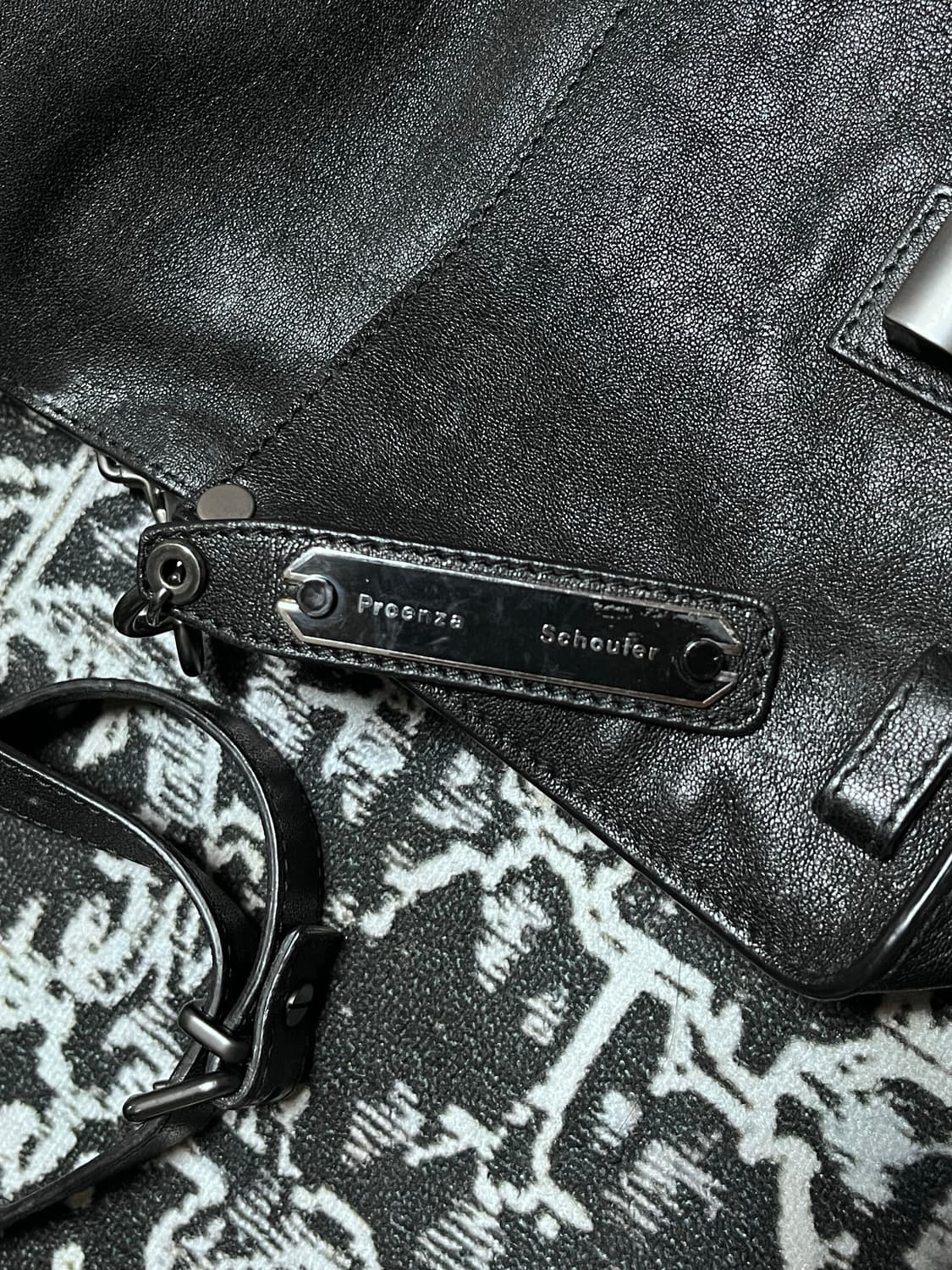 정품카드보유)Proenza Schouler PS1 Tiny 레더 크로스백 상품이미지4