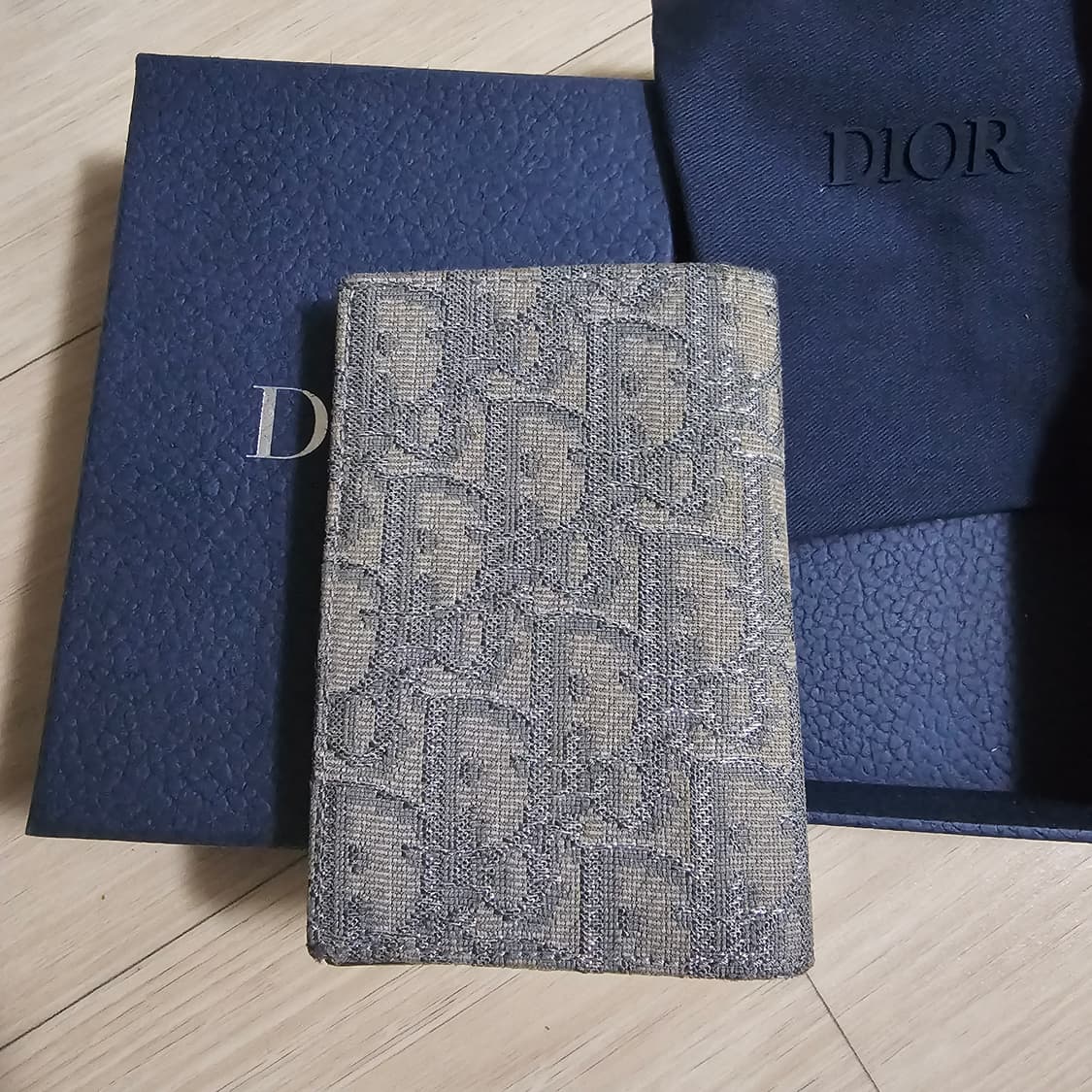 디올 오블리크 오거나이져 루테늄컬러 상품이미지3